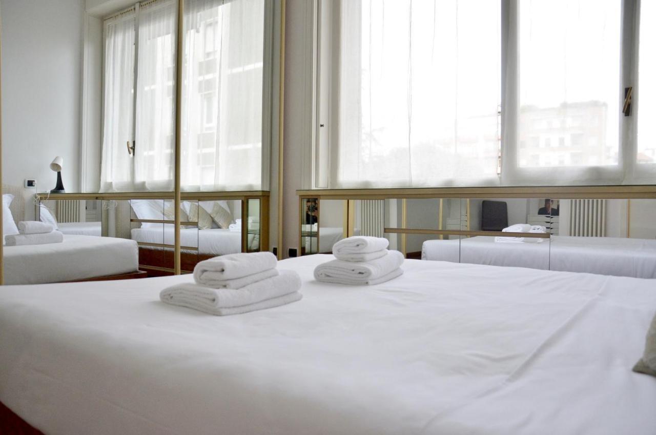 New Renovated Apartment With Balcony Porta Romana Milão Exterior foto